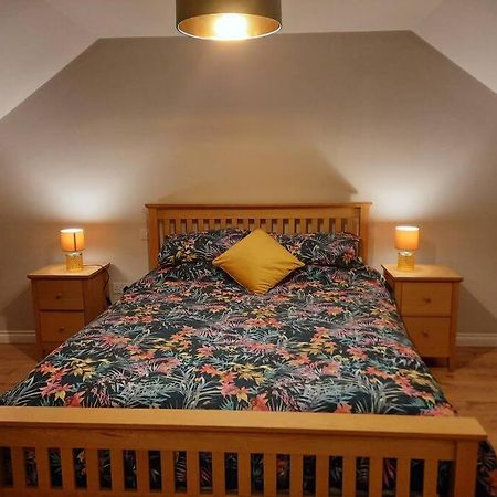 Radharc An Chuain 2 Bedroom Holiday Home Galway Eksteriør billede