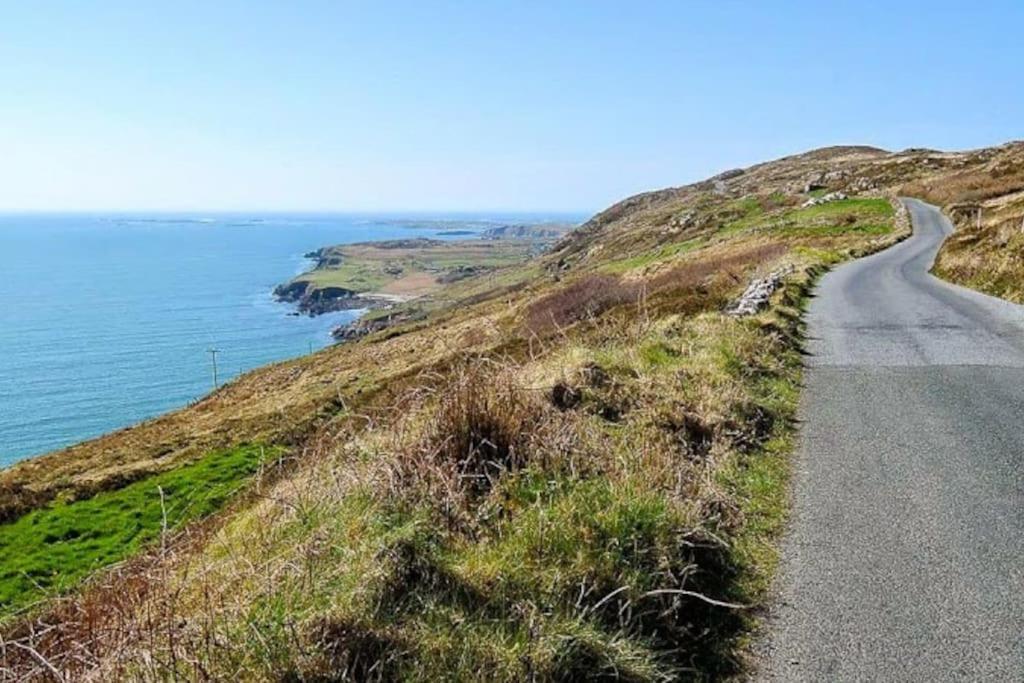 Radharc An Chuain 2 Bedroom Holiday Home Galway Eksteriør billede
